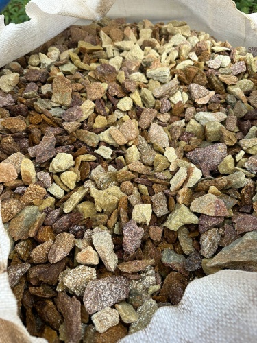 Златолит персиковый декоративная каменная крошка купить в Кудымкаре