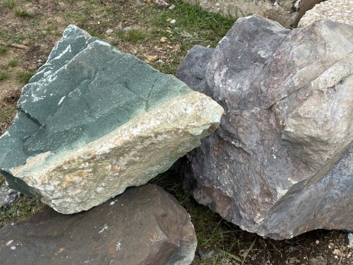 Камни для ландшафтного дизайна зелёные 10-60 килограмм купить в Кудымкаре