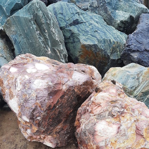 Ландшафтные глыбы красно-фиолетовые 200-1000 килограмм купить в Кудымкаре