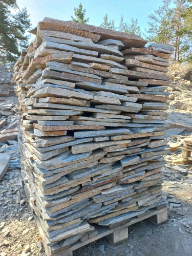 Плитняк златолит серебристый для фасада купить в Кудымкаре