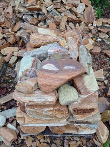 Златолит жёлтый, жёлто-зелёный глыбки и валуны для ланшафтного дизайна купить в Кудымкаре