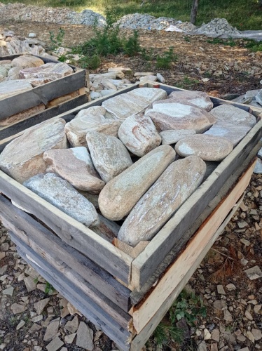 Златолит жёлтый, жёлто-зелёный глыбки и валуны для ланшафтного дизайна купить в Кудымкаре