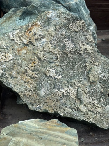 Ландшафтные глыбы зелёные 200-500 килограмм купить в Кудымкаре