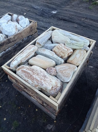 Златолит жёлтый, жёлто-зелёный глыбки и валуны для ланшафтного дизайна купить в Кудымкаре