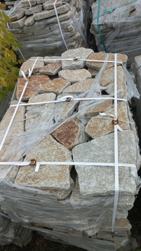 Плитняк галтованный гранитный для ландшафтного дизайна купить в Кудымкаре