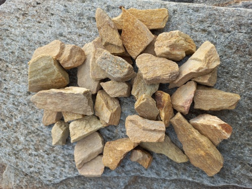 Златолит жёлтый декоративная каменная крошка купить в Кудымкаре