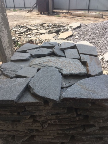 Златолит серебристый галтованный для лестниц купить в Кудымкаре